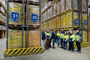 The DB Schenker logistics team at the Güstrow location is growing © DB Schenker / Max Lautenschläger
