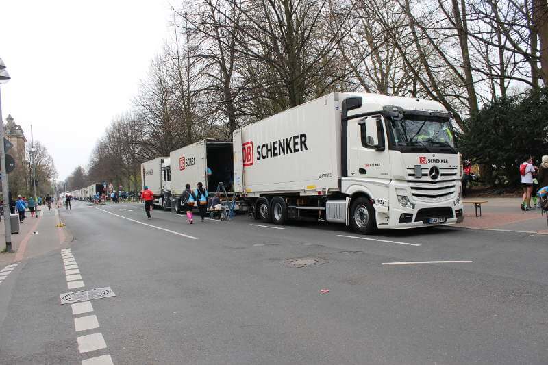 DB Schenker Lkw beim Hannover Marathon