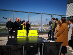 Interested visitors at DB Schenker's Frankfurt Air Freight Hub